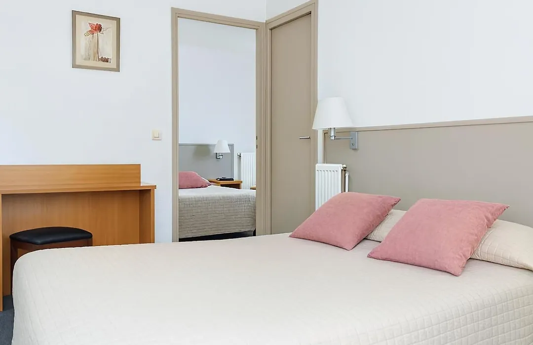 Hotel Du Parc Montsouris-1